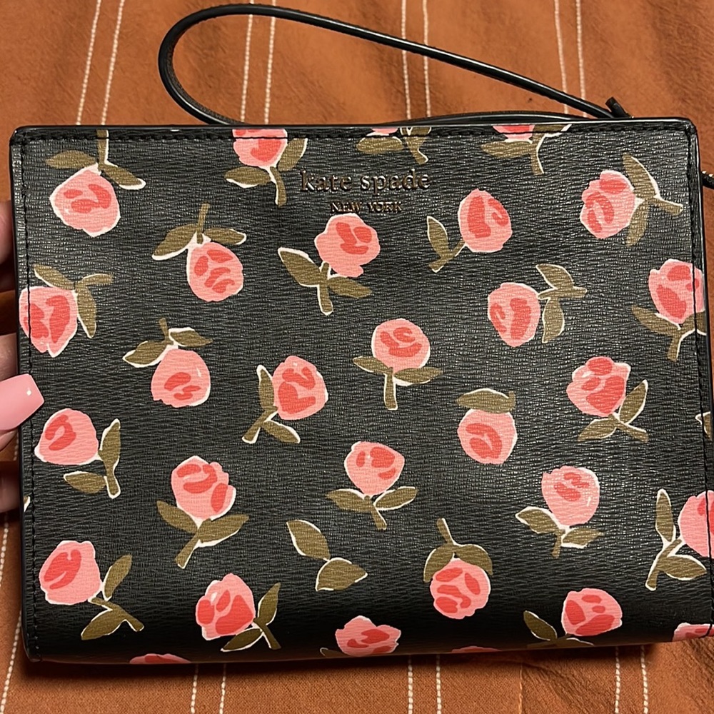 Beautiful Kate Spade PINK ROSE Wristlet